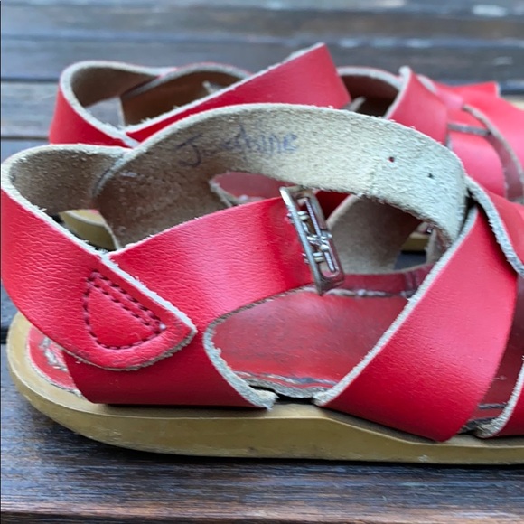 Saltwater sandals size 7 - Picture 5 of 5